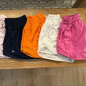 Lululemon Hottie Hots size 4 high rise 2.5 inseam